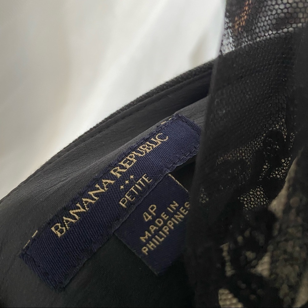 Banana Republic Grey Pencil Mini Business Skirt - Picture 2 of 8